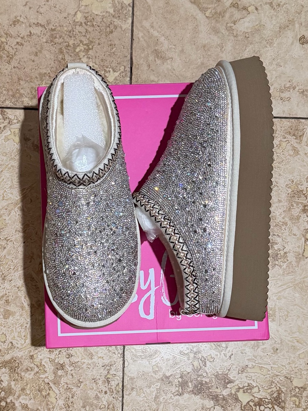 Glitter Slip-On Platform Mules in Silver